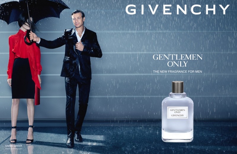 Simon Baker Fronts Givenchy 'Gentlemen Only' Fragrance Campaign – The  Fashionisto