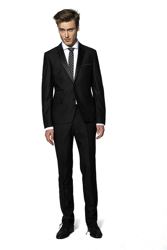 Dorian Jespers Freshens Up with Do Rego & Novoa Spring/Summer 2013