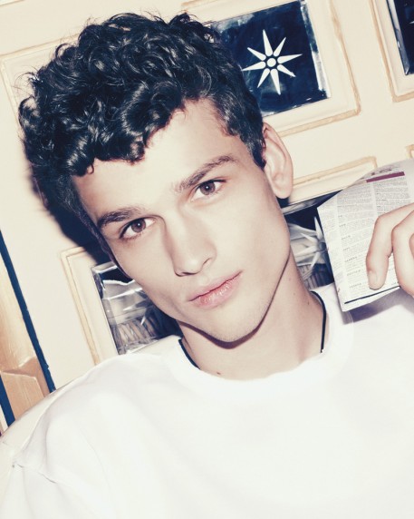 Simon Nessman Visits India for Bergdorf Goodman’s Spring 2013 Catalogue