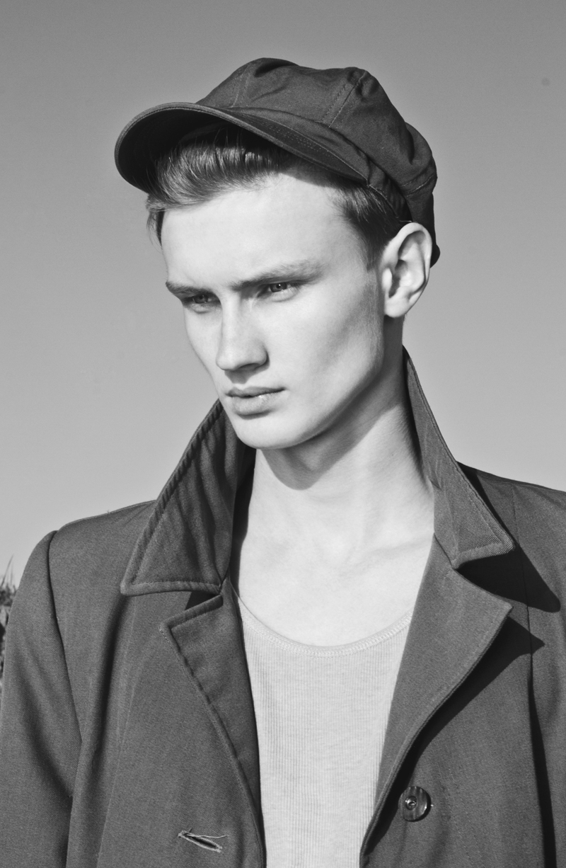 Julia Romanovskaya Shoots New Face Alexander Lunyov