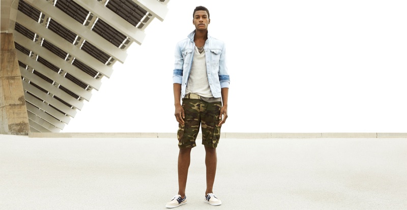 Ty Ogunkoya Ventures Outdoors for Bershka’s May Lookbook