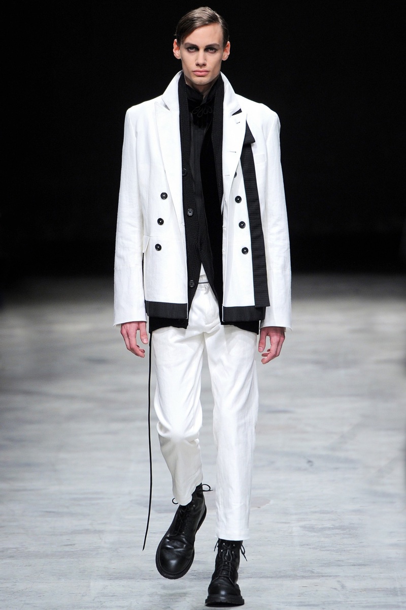 Ann Demeulemeester Spring/Summer 2014 Menswear | Paris Fashion Week ...