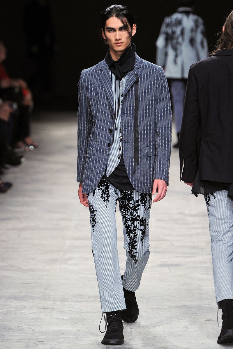 Ann Demeulemeester Spring/Summer 2014 Menswear | Paris Fashion Week ...