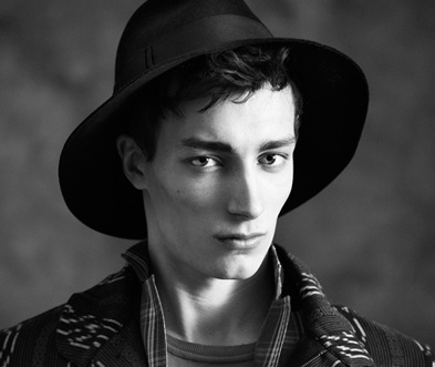Joel by Johan Nilsson for Fashionisto Exclusive Joel by Johan Nilsson for Fashionisto Exclusive