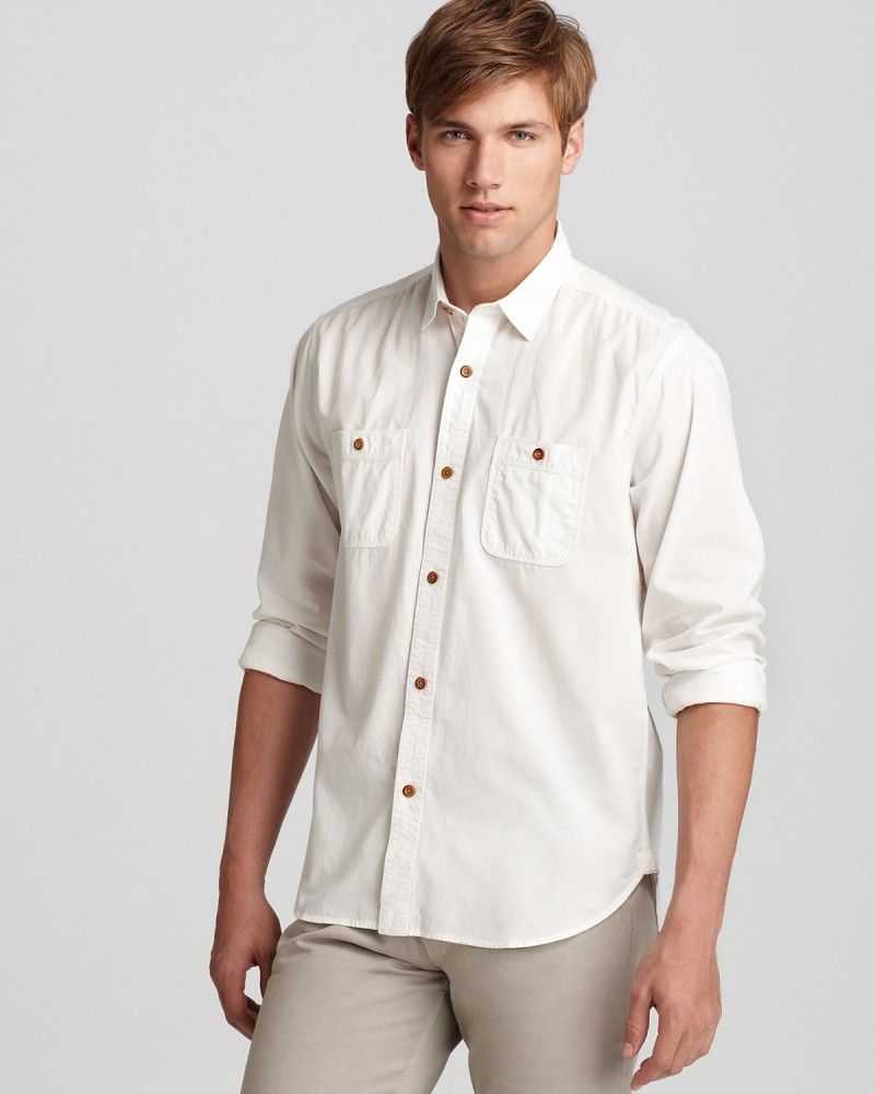 Kacey Carrig Dons Summer Shirts for Bloomingdale's – The Fashionisto