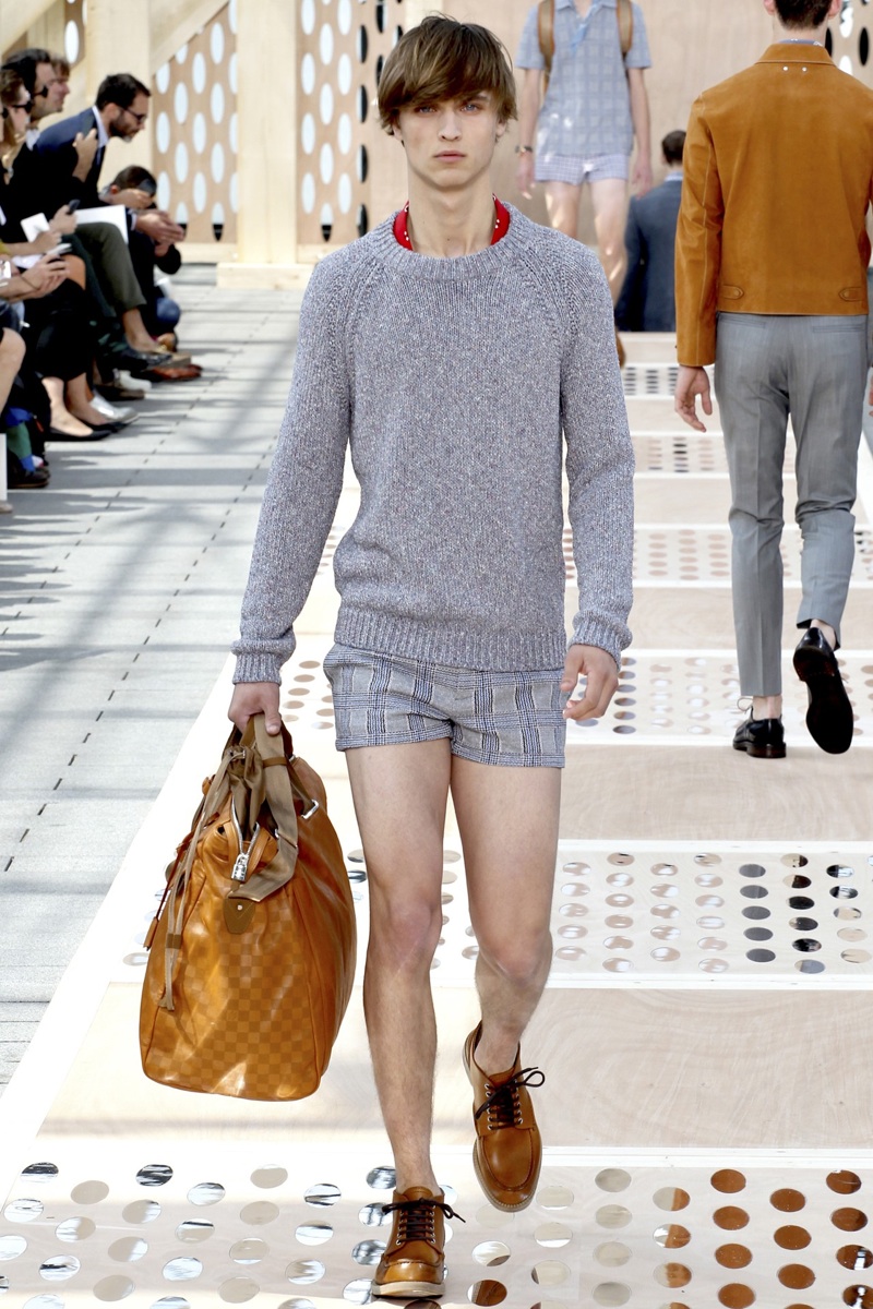 Louis Vuitton Spring 2012 Menswear Fashion Show