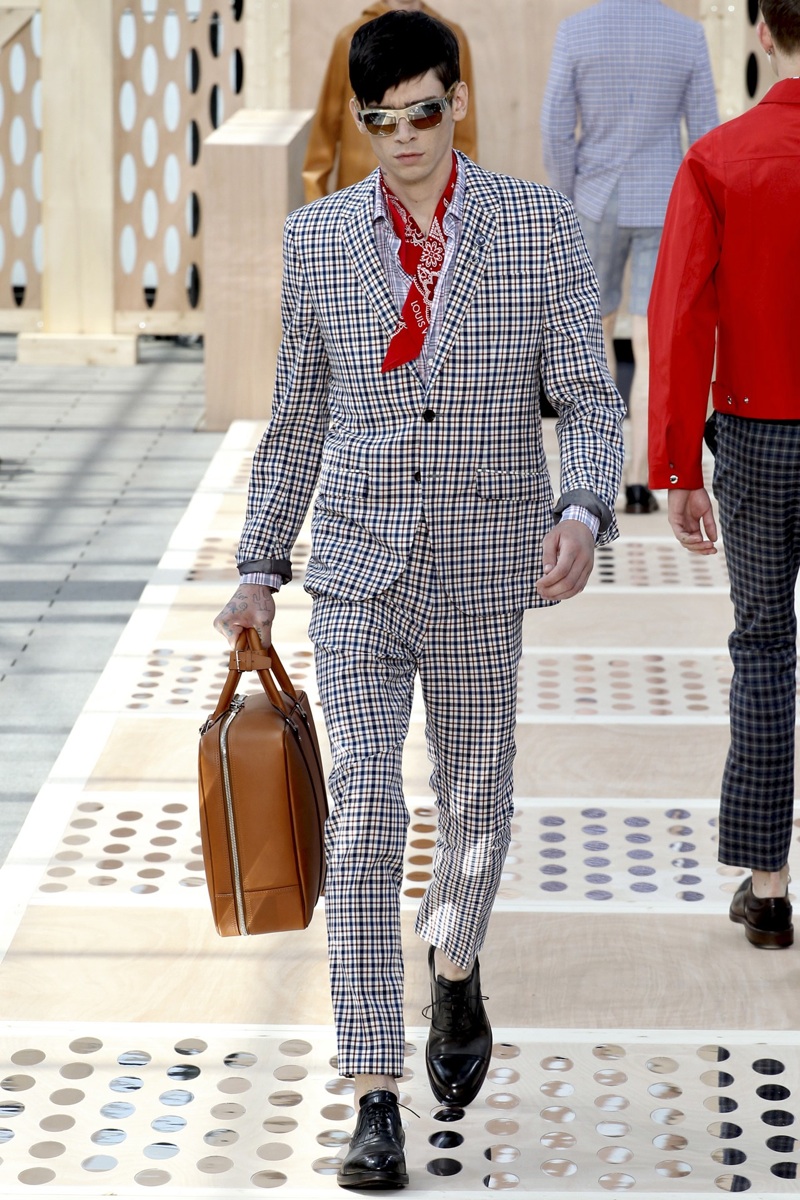 Look 20 from the Louis Vuitton Men's Spring/Summer 2014 Fashion