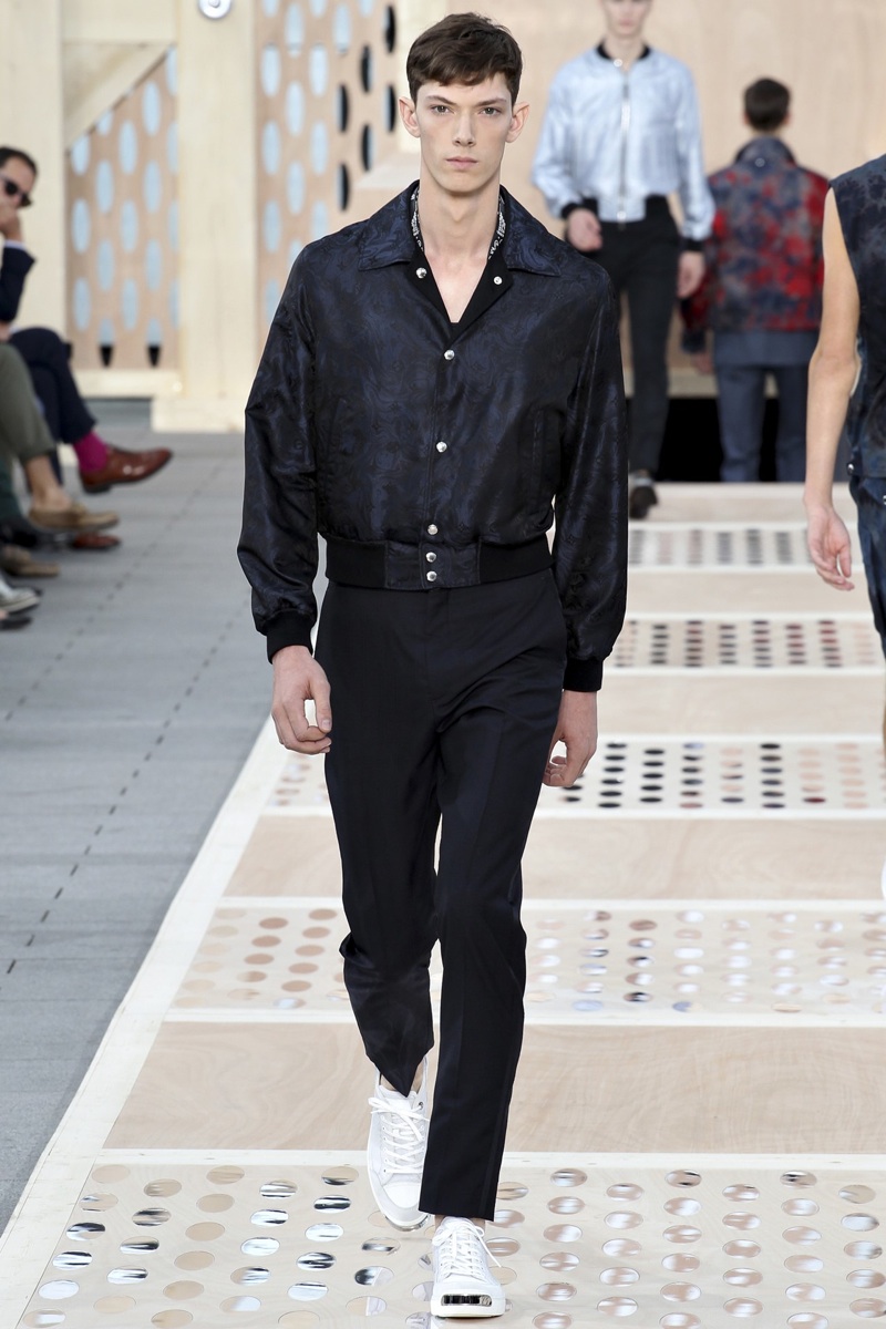 Louis Vuitton Menswear Spring Summer 2014 Paris – NOWFASHION