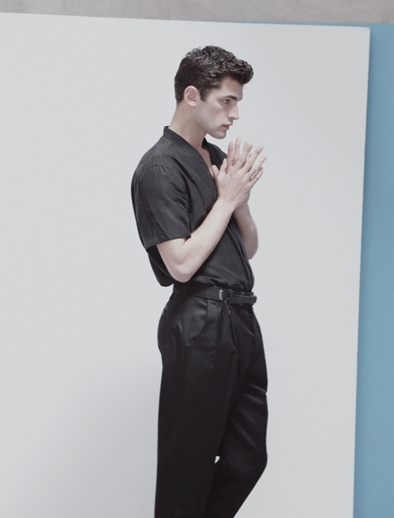 Sean O'Pry Plays with Minimalism for Elle Man Mexico's Cover Story ...