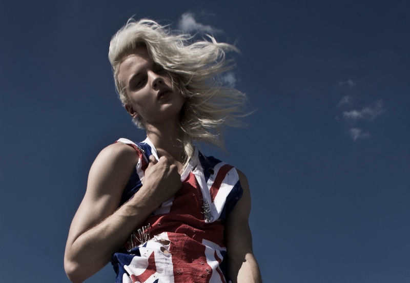 Marcus Cooper Photographs Dylan Fosket