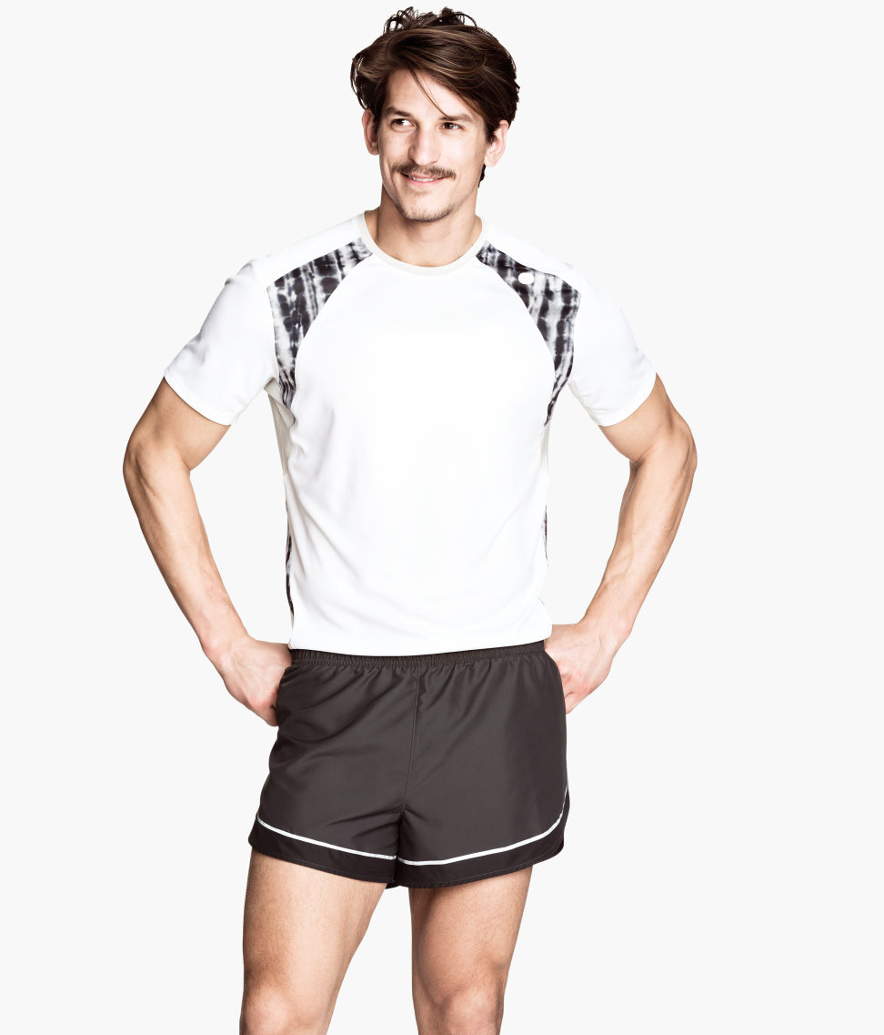 Jarrod Scott is in a Sporty Mood for H&M