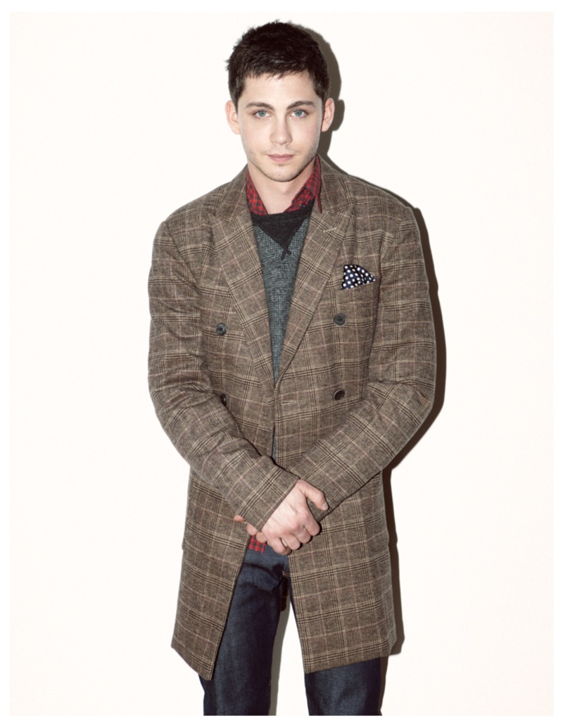 logan lerman 0004