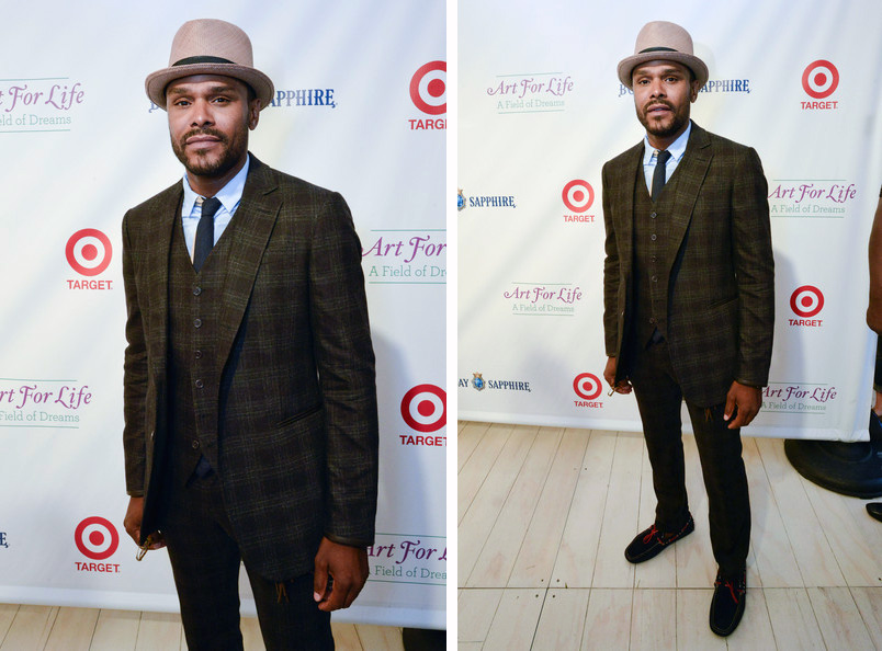 Maxwell Wears John Varvatos to the 14th Annual ‘Art for Life Gala: A Field of Dreams’