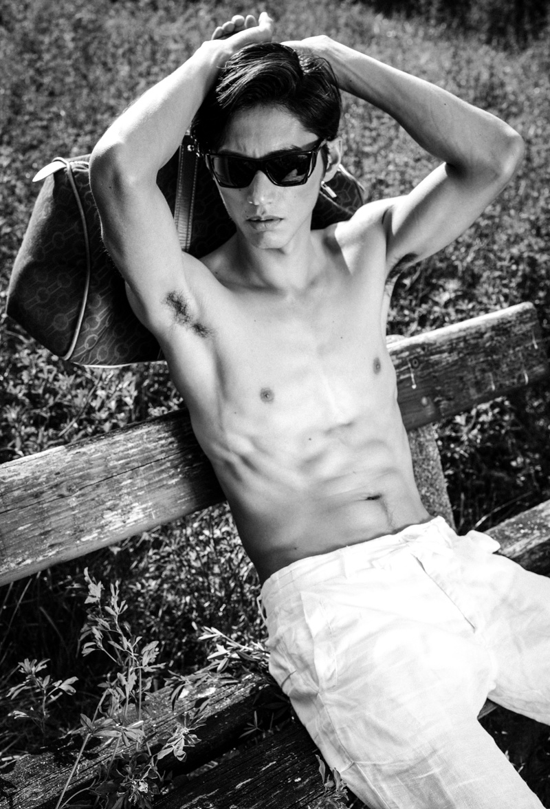 Takahiro Oda Poses for the Lens of Ranadeva