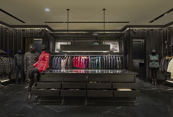 MONCLER BOUTIQUE TAIPEI_3