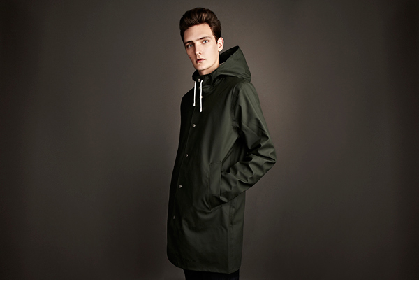 Yannick Abrath Models Modern Classics for oki-ni