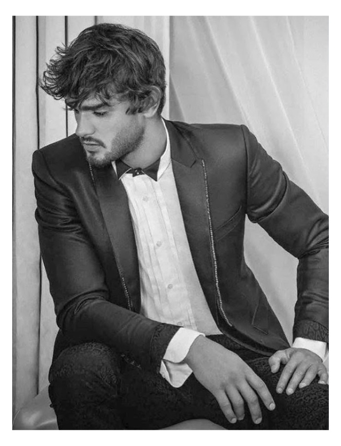 Marlon Teixeira Covers the Debut Issue of L’Officiel Hommes Middle East ...