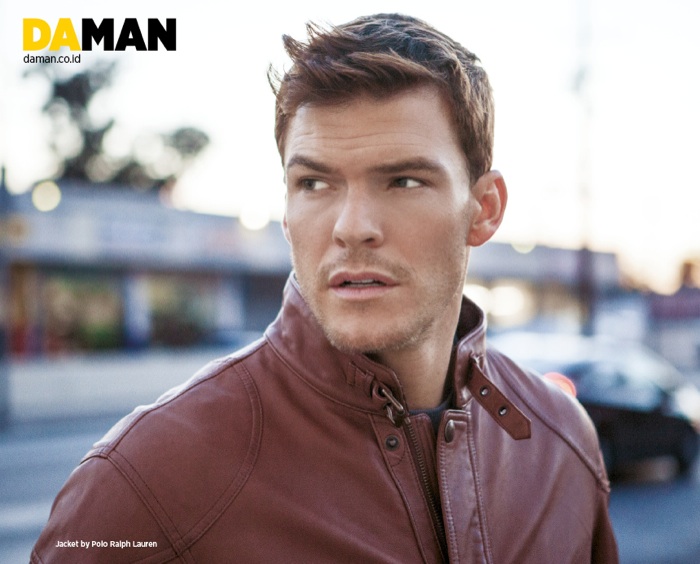 Alan Ritchson editorial