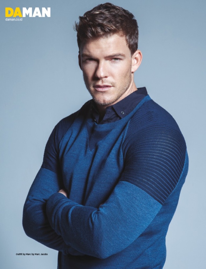 Alan Ritchson pic