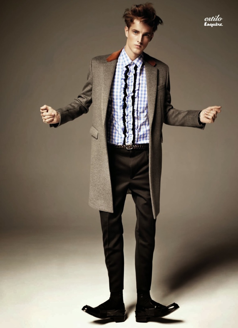 James Smith Dons Rockin’ Styles for Esquire España