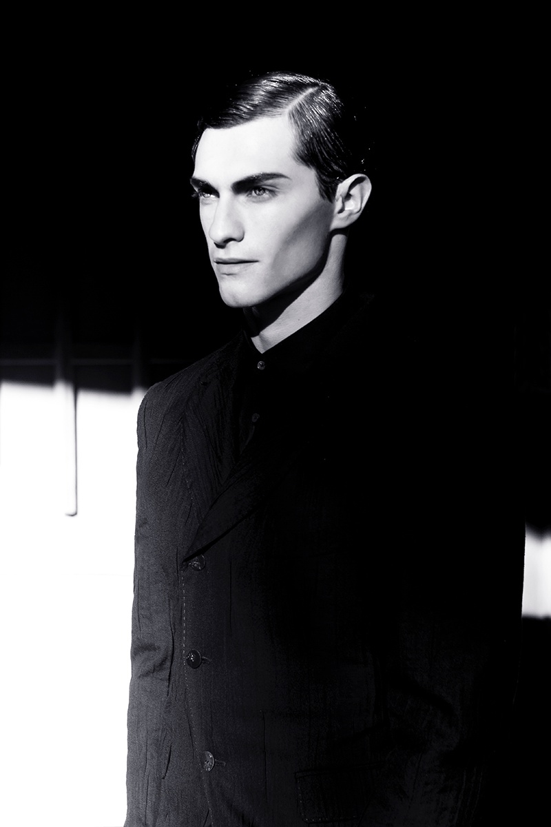 Riccardo Dubitante Captures New Photos of Pedro Pinto