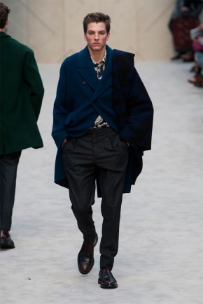 burberry prorsum fall winter 2014 show 0032