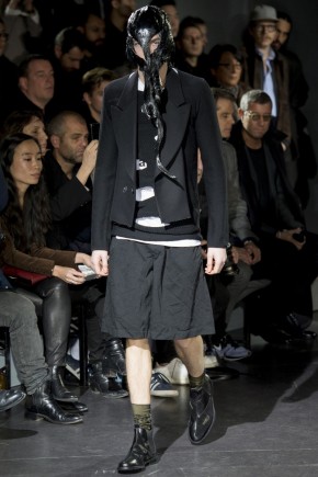 comme des garcons fall winter 2014 show photos 0033