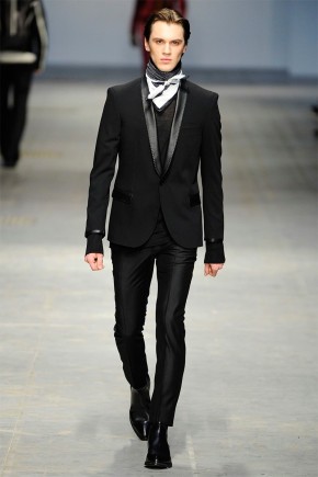 costume national homme fall winter 2014 show 0028