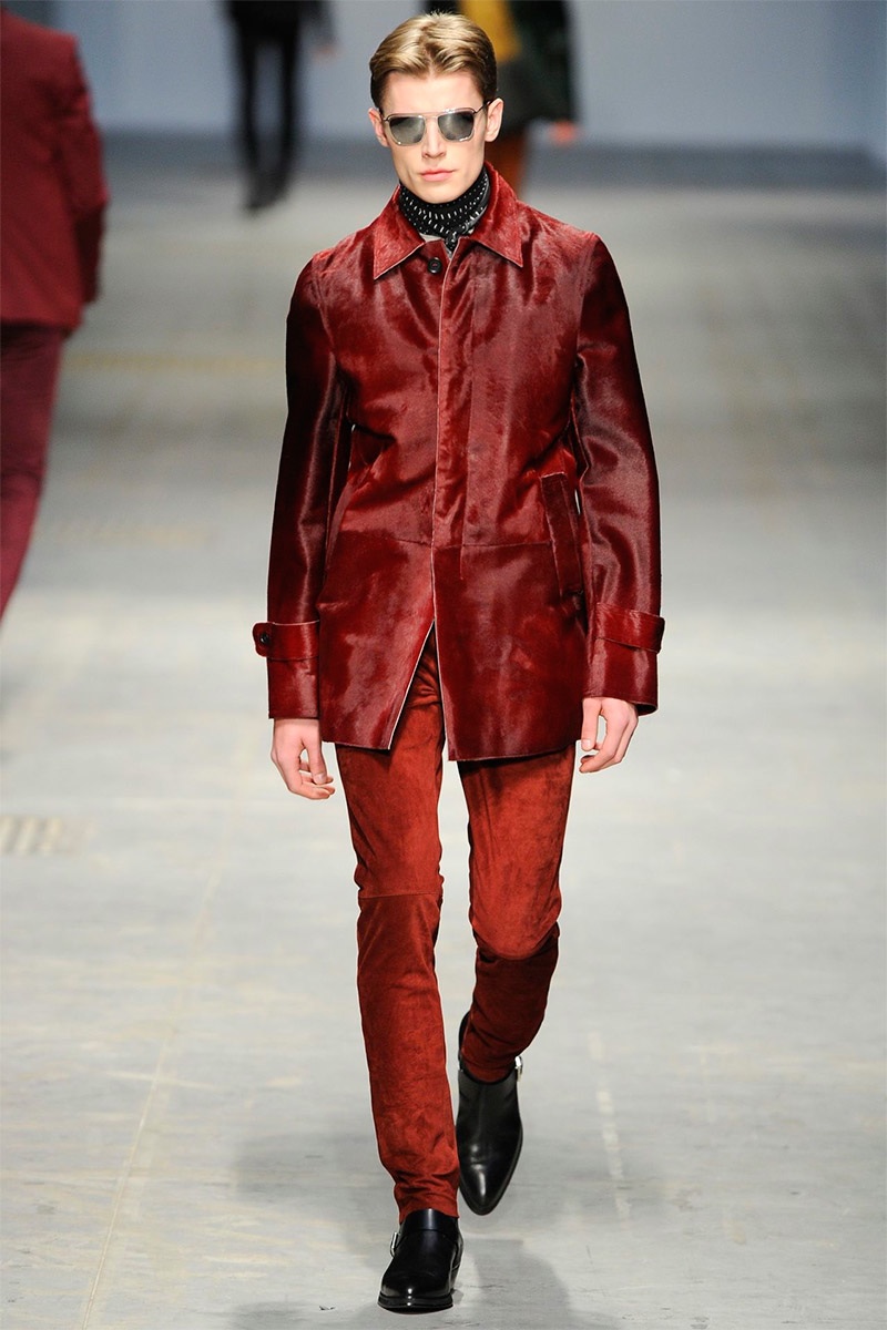 costume national homme fall winter 2014 show 0030