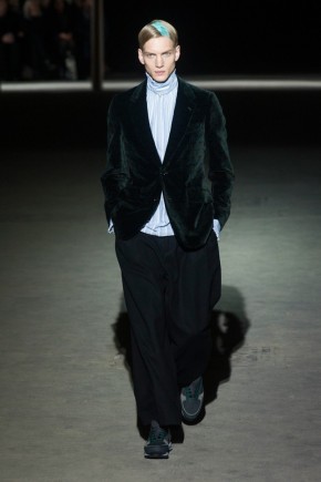 dries van noten fall winter 2014 show38