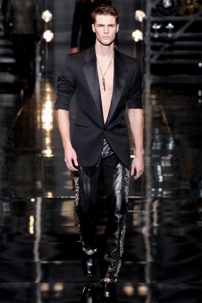 Versace Men Fall/Winter 2014 | Milan Fashion Week – The Fashionisto