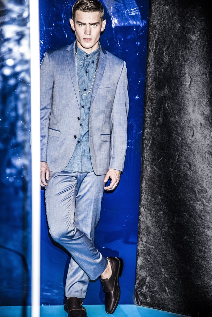 Bo Develius Sports Cool Blue Looks for WWD – The Fashionisto