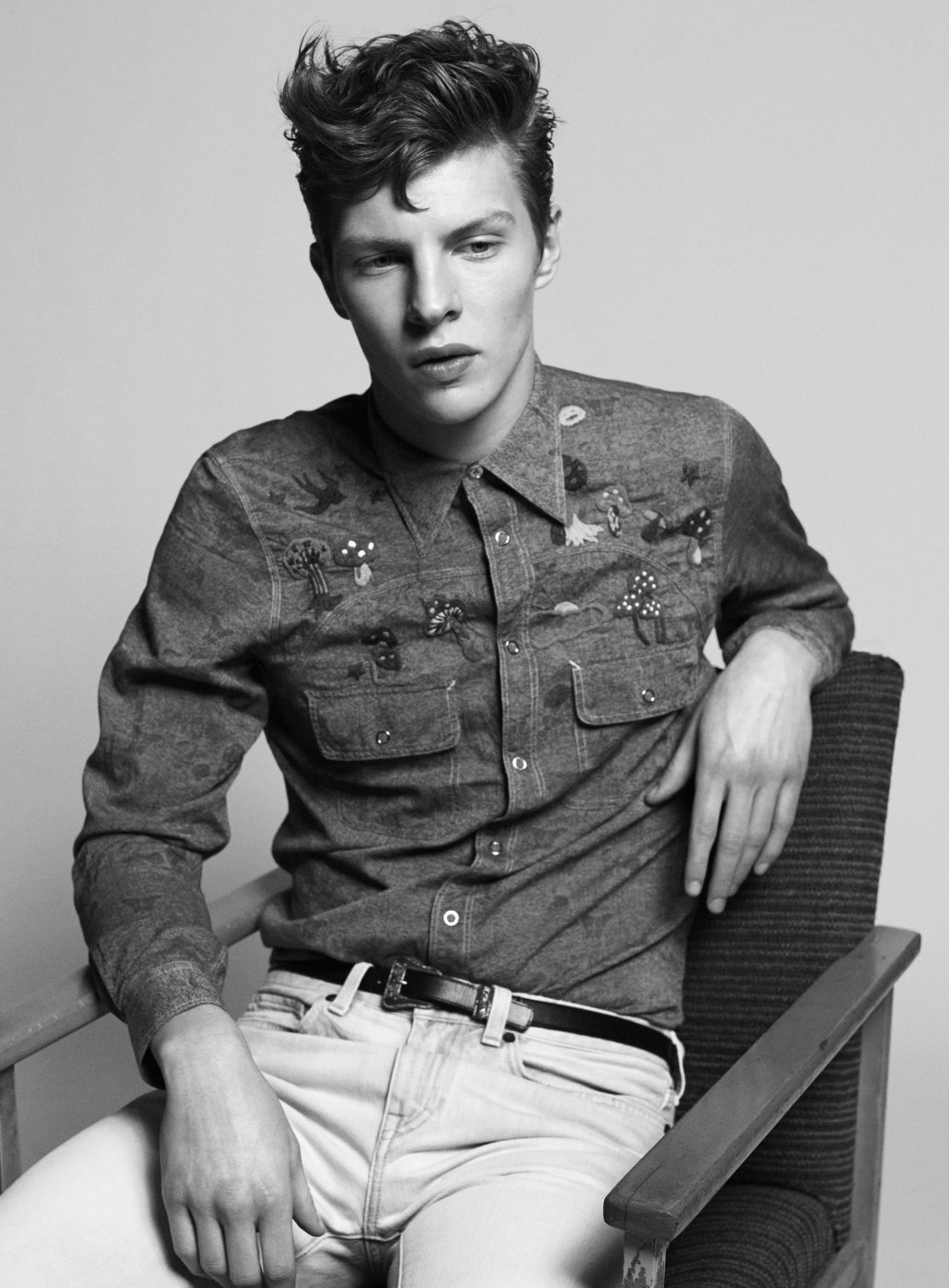Tim Schuhmacher Goes Retro for Sleek Magazine