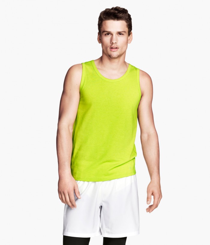 Simon Nessman Gets Sporty in H&M Activewear | The Fashionisto