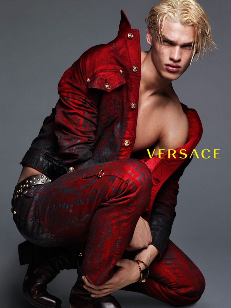 versace men fall winter 2014 campaign photo 001