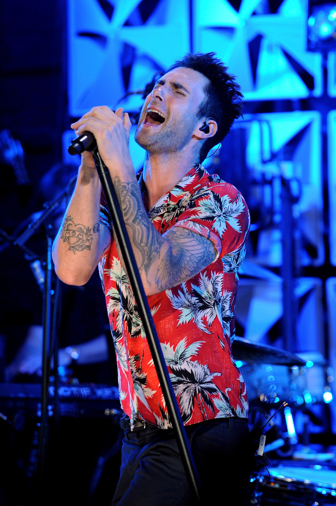 Adam Levine Saint Laurent 001