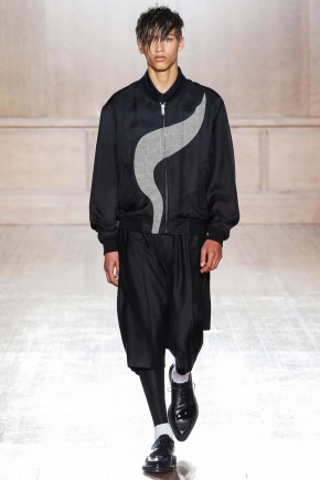 Alexander McQueen Spring Summer 2015 London Collections Men 010