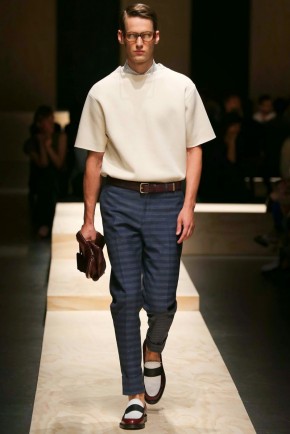 Canali Spring Summer 2015 Milan Fashion Week 014