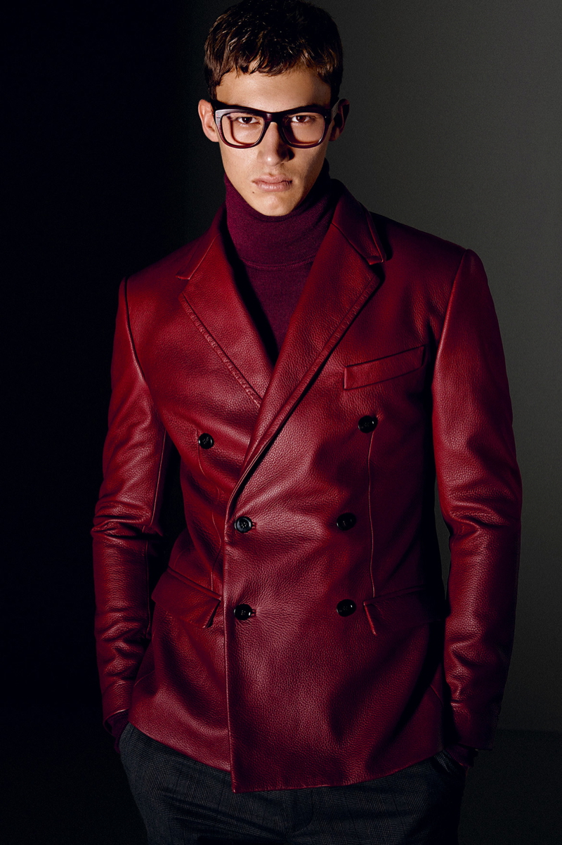 Dolce-and-Gabbana-Fall-Winter-2014-Men-Look-Book-Model-Images-079