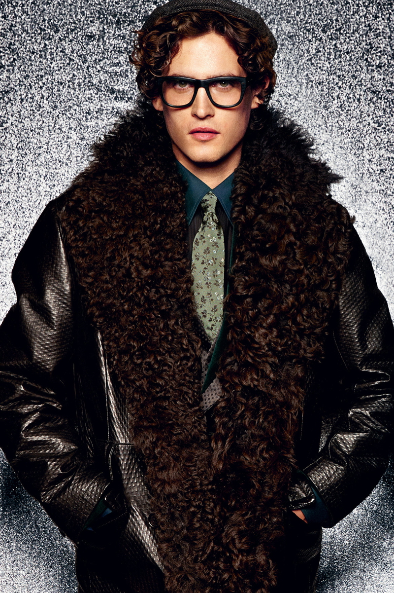 Dolce-and-Gabbana-Fall-Winter-2014-Men-Look-Book-Model-Images-087