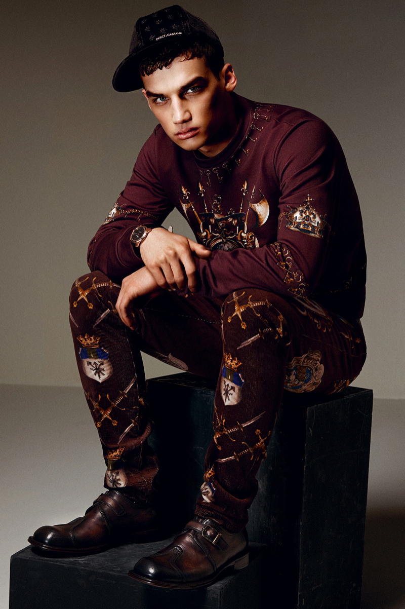 Dolce-and-Gabbana-Fall-Winter-2014-Men-Look-Book-Model-Images-102