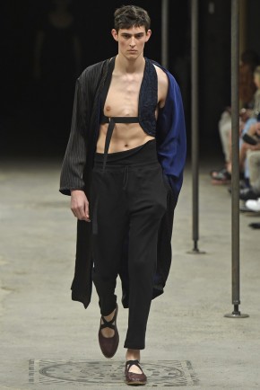 Dries Van Noten Men Spring Summer 2015 Paris Fashion Week Collection 001