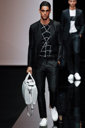 Emporio Armani Men Spring Summer 2015 Milan Fashion Week 004