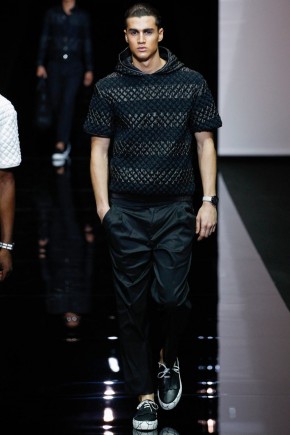 Emporio Armani Men Spring Summer 2015 Milan Fashion Week 021