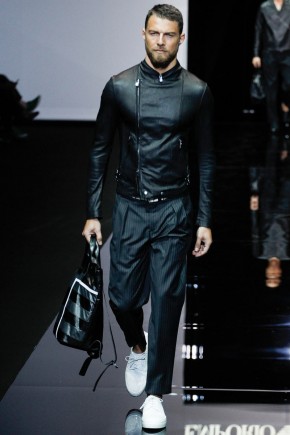 Emporio Armani Men Spring Summer 2015 Milan Fashion Week 042