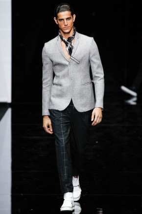 Emporio Armani Men Spring Summer 2015 Milan Fashion Week 050