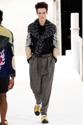 Issey Miyake Men Spring Summer 2015 Paris Fashion Week Collection 009