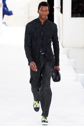 Issey Miyake Men Spring Summer 2015 Paris Fashion Week Collection 016