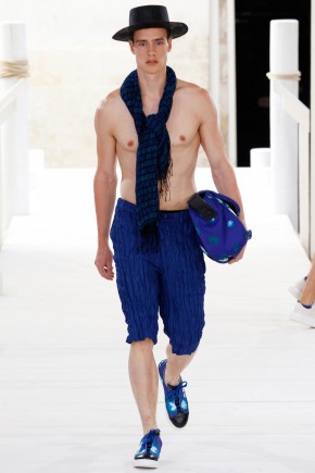 Issey Miyake Men Spring Summer 2015 Paris Fashion Week Collection 020