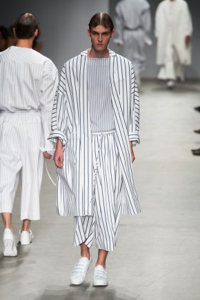 JuunJ Spring Summer 2015 Men Paris Fashion Week 009